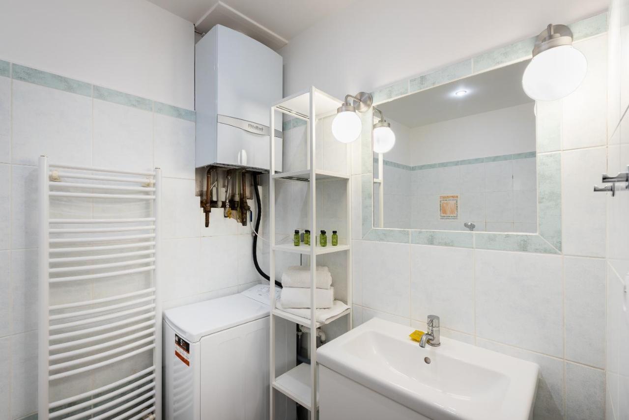 Budget Reznicka Apartment Prague Ngoại thất bức ảnh