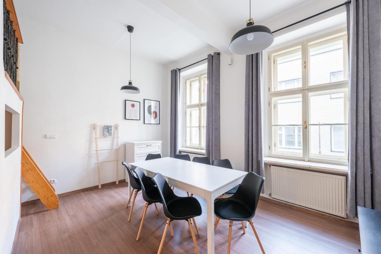 Budget Reznicka Apartment Prague Ngoại thất bức ảnh