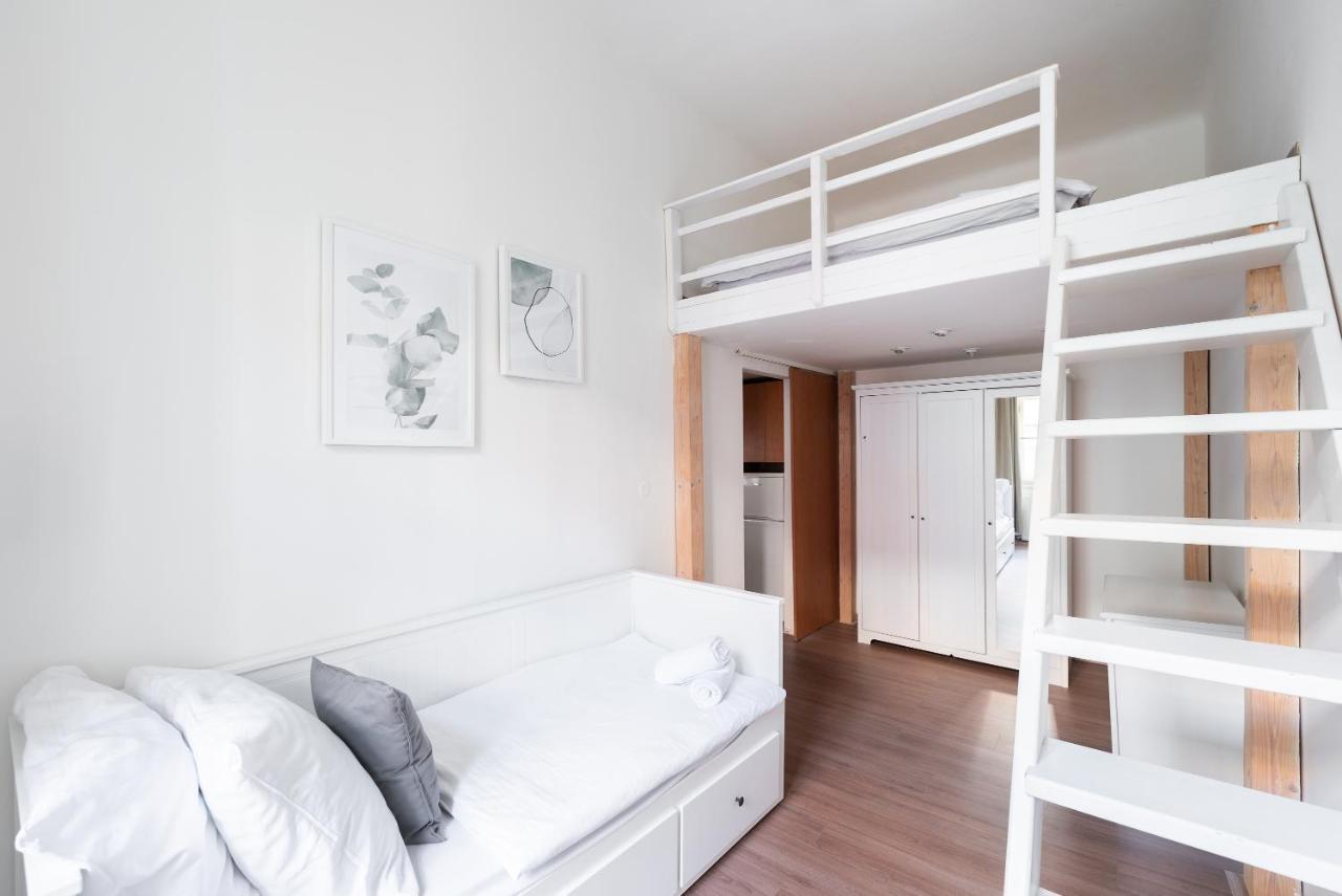 Budget Reznicka Apartment Prague Ngoại thất bức ảnh
